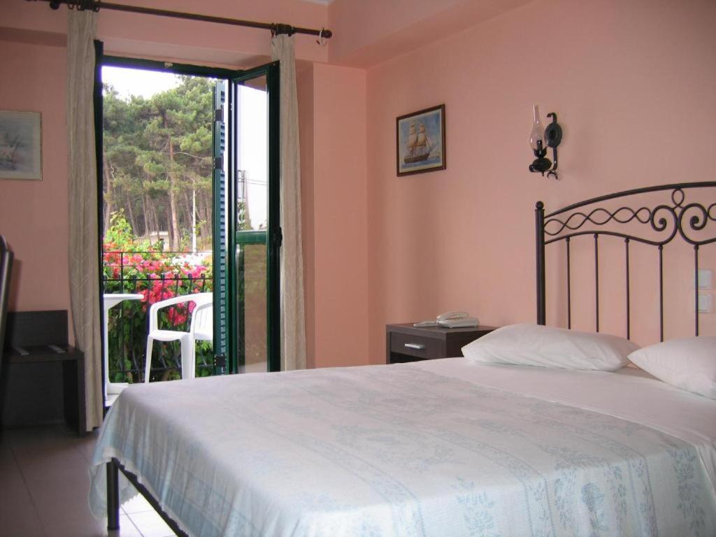 Tara Beach Hotel Skala  Экстерьер фото